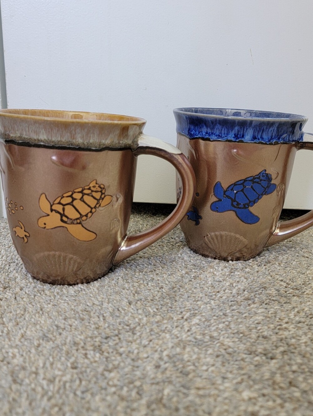 Pair Of Hand Painted Drip Glaze Ceramic Sea Turtle Mugs Copper Color Ocean Beach